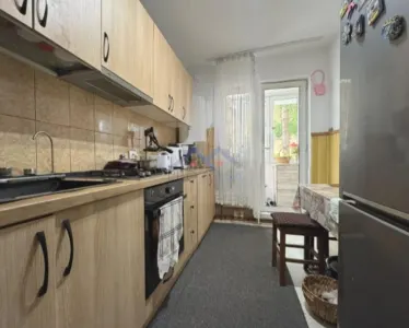 Apartament 3 camere, bloc nou, et.1, 67 mp., Cetate - foto 2