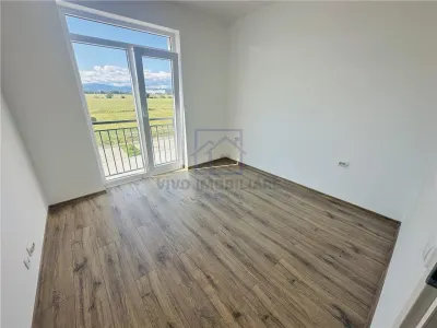 Apartament de vanzare in Sibiu - 3 camere, cu balcon, bloc nou cu lift, Calea Surii Mici - foto 4