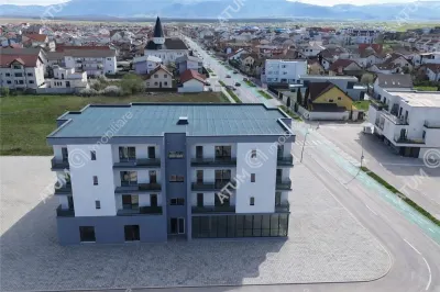 De vanzare apartament finisat la cheie cu 2 camere la etajul 1 zona Pictor Brana din Selimbar - foto 10