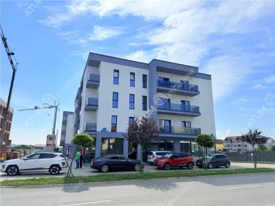 De vanzare apartament la cheie cu 2 camere 51 mp utili zona Pictor Brana din Selimbar - foto 14