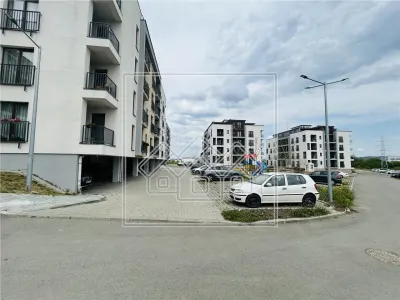 Ap. 2 camere, incalzire pardoseala, bloc nou cu lift, zona buna - foto 14