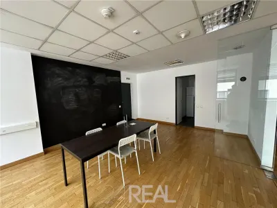 Inchiriere Birouri - Grawe Business Center  - de la 160 mp - foto 4