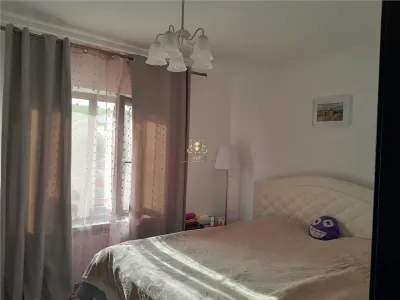 Casa cu 5 camere linga Hanul Trei Sarmale cu 645mp teren.  Persoana fizica! - foto 3