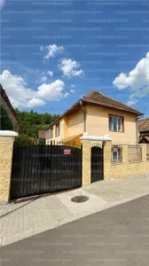 COMISION 0% Casă de vânzare în Rupea | 110 mp utili | teren 723 mp - Rupea