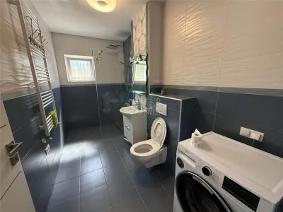 Apartament modern cu 3 camere terasa si 2 parcari in Kogalniceanu - foto 4