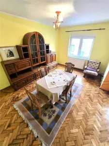 O proprietate rara | Locuinta generoasa + spațiu comercial cu acces stradal - foto 5