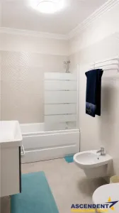 Apartament 3 camere, mobilat , utilat, cu gradina proprie, parcare privata, Tractorul, Brasov - foto 9
