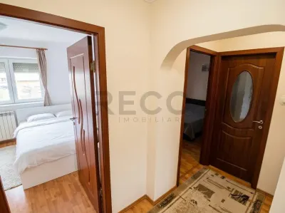 RECO Apartament decomandat cu 3 camere Orientare dubla Piata 22 Decembrie - foto 7