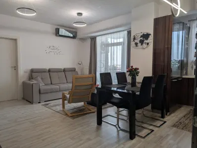 GIROC - ETAJ 4 LIFT - 3 CAMERE - 2 BAI - TERASA - DRESSING - CENTRALA - LOC PARCARE - foto 7