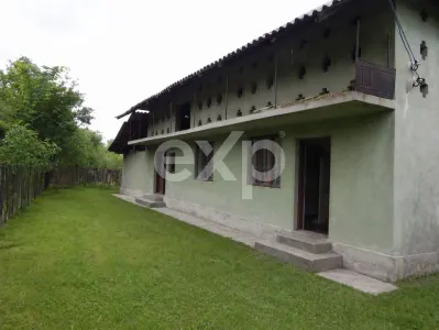 Teren 3940 mp cu livadă si bonus Casa la tara in zonă liniștită - foto 6