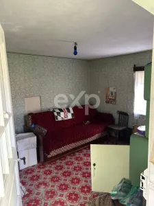 Teren 3940 mp cu livadă si bonus Casa la tara in zonă liniștită - foto 10