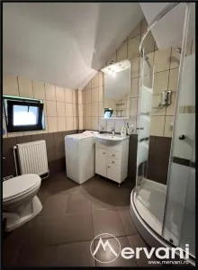 Vila cu 6 camere de vanzare in Brebu - foto 24