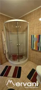 Vila cu 4 camere de vanzare in Busteni - foto 18