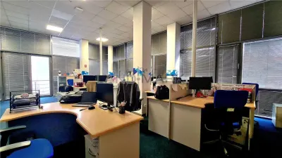 Birouri de inchiriat Central, cladire noua cu parcare privata - foto 7