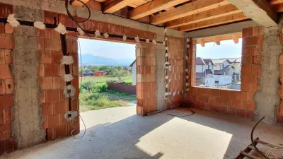 Casa cu 1200 mp teren, de vanzare pe Calea Cisnadiei - foto 6