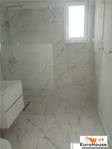 Apartament cu 2 camere de inchiriat in Alba Iulia - foto 4