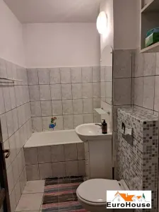 Apartament cu 3 camere de inchiriat in Alba Iulia - foto 6