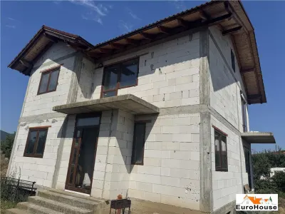 Casa de vanzare in Alba Iulia zona Ampoi 3 - foto 3