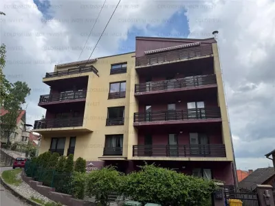 Garsoniera moderna de inchiriat - Centrul Istoric - foto 6