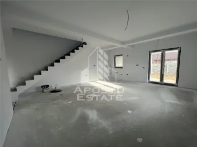 Duplex cu 4 camere, dressing si 3 bai. Toate utilitatile, la asfalt. - foto 8