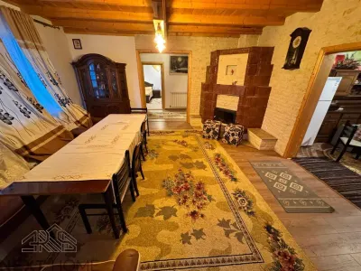 Casa spatioasa, ideala pentru locuinta sau afacere – 1500 mp teren, situata pe drumul principal  Vrancea -- Brasov - foto 18