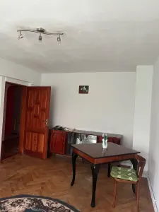 Decomandat cu 2 bai - foto 8