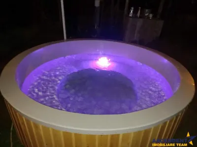 FILM! Resedinte montane,mobilate,echipate, jacuzzi,piscina,pretios areal,Sambata de Sus. - foto 20