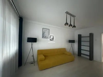 Apartament 4 camere de vanzare, Copou - Iasi