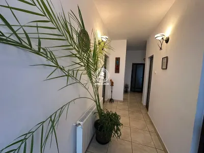 Casa de vanzare, in Bucium - foto 9