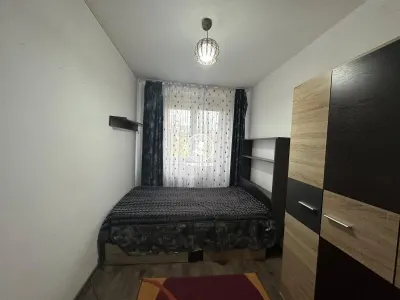 Apartament 3 camere de vanzare, Podu Ros - foto 4