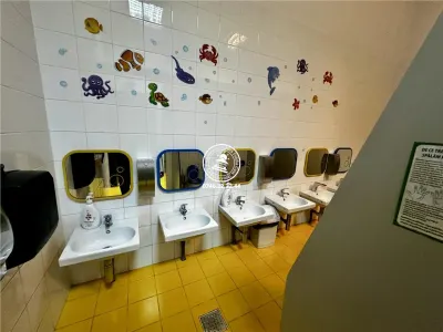 Spatiu comercial  de inchiriat  Pacurari, - foto 15