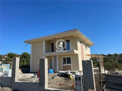Vila individuala cu 4 camere si 2 bai, de vanzare in Valea Adanca - foto 2