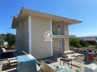 Vila individuala cu 4 camere si 2 bai, de vanzare in Valea Adanca - foto 3