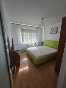 Apartament 3 camere  de vanzare  Tg Cucu - Podul de Fier, - foto 6