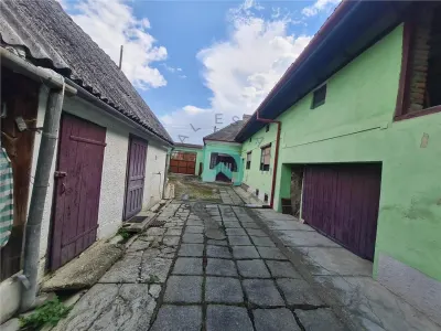 Casa Crizbav, singur in curte, Brasov - foto 4