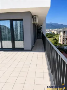 Apartament cu terasa zona Coresi, Brasov - foto 7