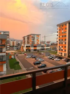 Apartament 3 camere - prima inchiriere - Grandis Coresi - cu loc de parcare - foto 2