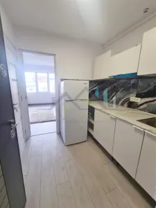 Garsoniera  renovata, mobilata si utilata intrare Racadau - foto 7