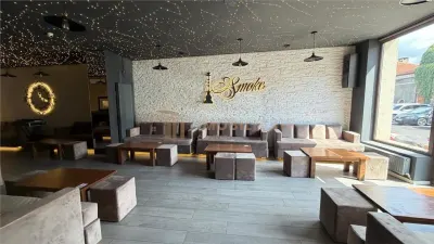 Spatiu comercial de vanzare sau inchiriere, zona Centrul Vechi - foto 5