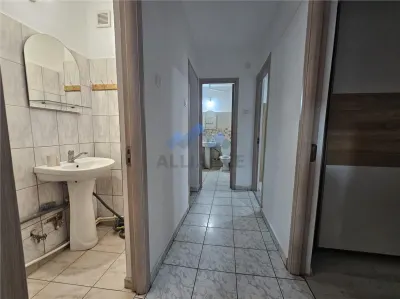 Apartament spatios, mobilat si utilat, la bulevard - foto 5