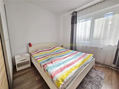 Apartament doua camere si boxa de vanzare in Top City Tractorul - foto 2