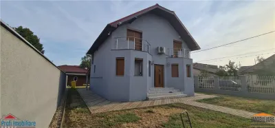 Vila P+M cu garaj inchis, in Bujac, pe colt - foto 17