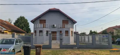 Vila P+M cu garaj inchis, in Bujac, pe colt - foto 19