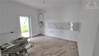 Intabulata!Casa Valea Lupului,4 camere,2 Bai,Teren 600mp,Asfalt - foto 4
