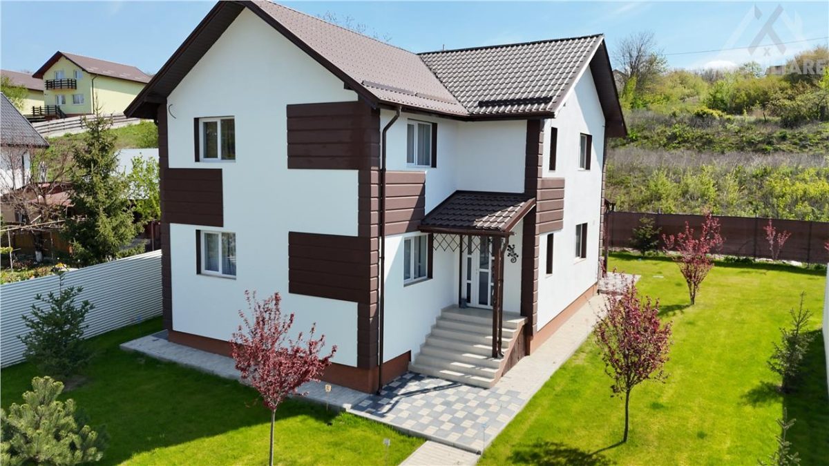 Casa 5 camere Valea Lupului,Su. 160 mp,700 mp Teren,0% Comision - Valea Lupului