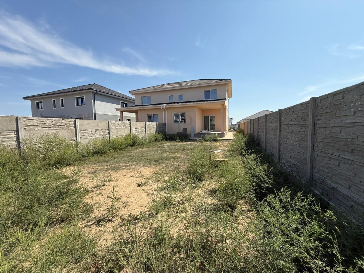 Duplex - zona excelenta - 4 camere - Mosnita Noua