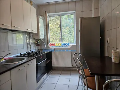 Inchiriere apartament 2 camere Targoviste Aleea Trandafirilor - foto 5