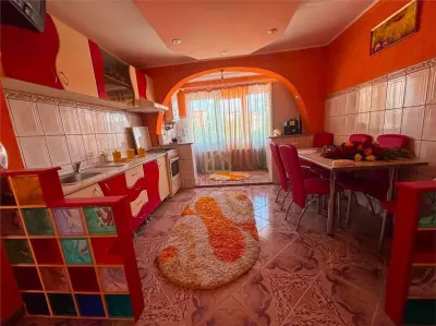 Apartament 2 camere de vanzare - foto 2