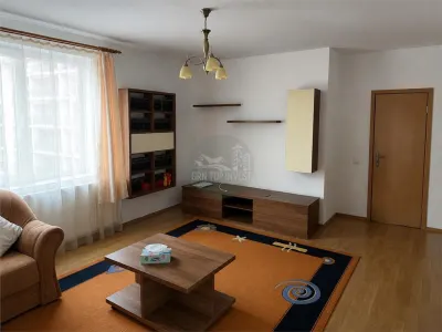 Apartament decomandat cu 2 camere si 2 balcoane in Turnisor - foto 2