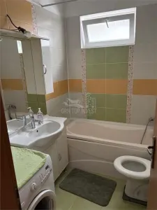 Apartament decomandat cu 2 camere si 2 balcoane in Turnisor - foto 7